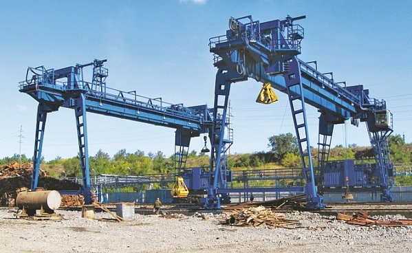 Grab magnet gantry crane